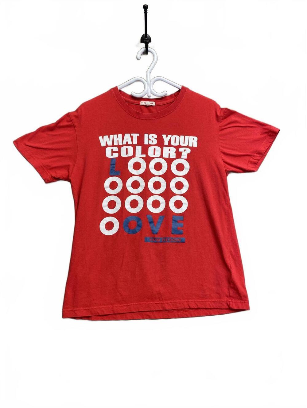 Y' Pay More Red Graphic Print T-Shirt with 'What is Your Color? Looove' Size L